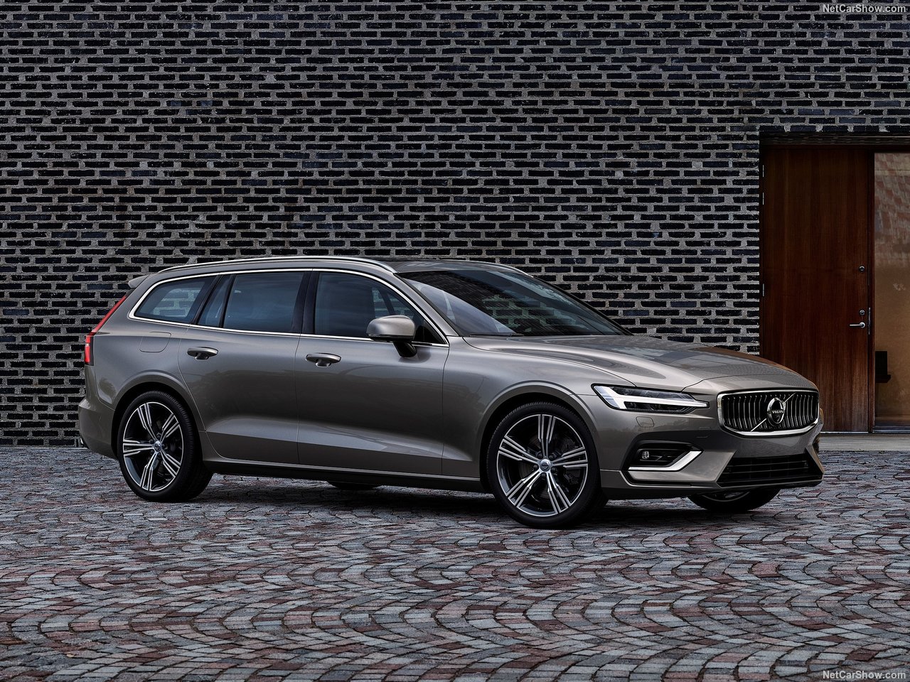Volvo V60 2019 - фото, комплектации, цены