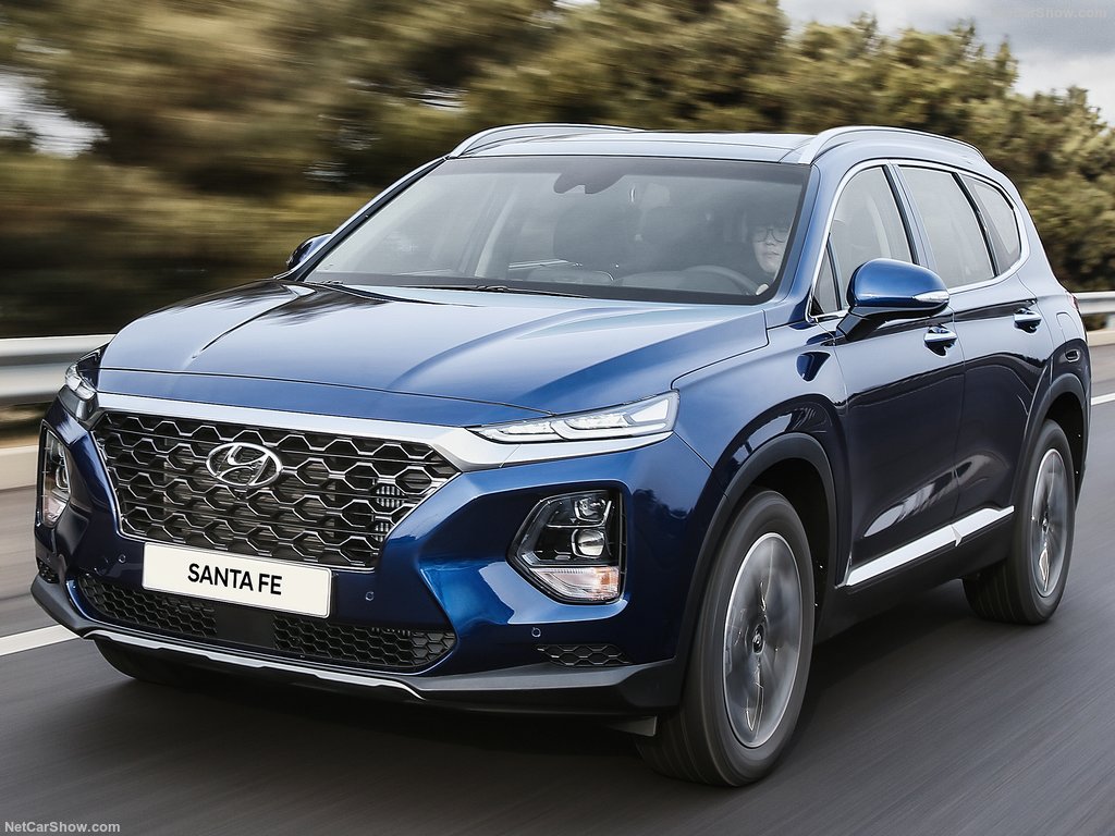 Hyundai Santa Fe 2020: вместительный 7-местный кроссовер с мощным дизельным турбомотором и полным приводом