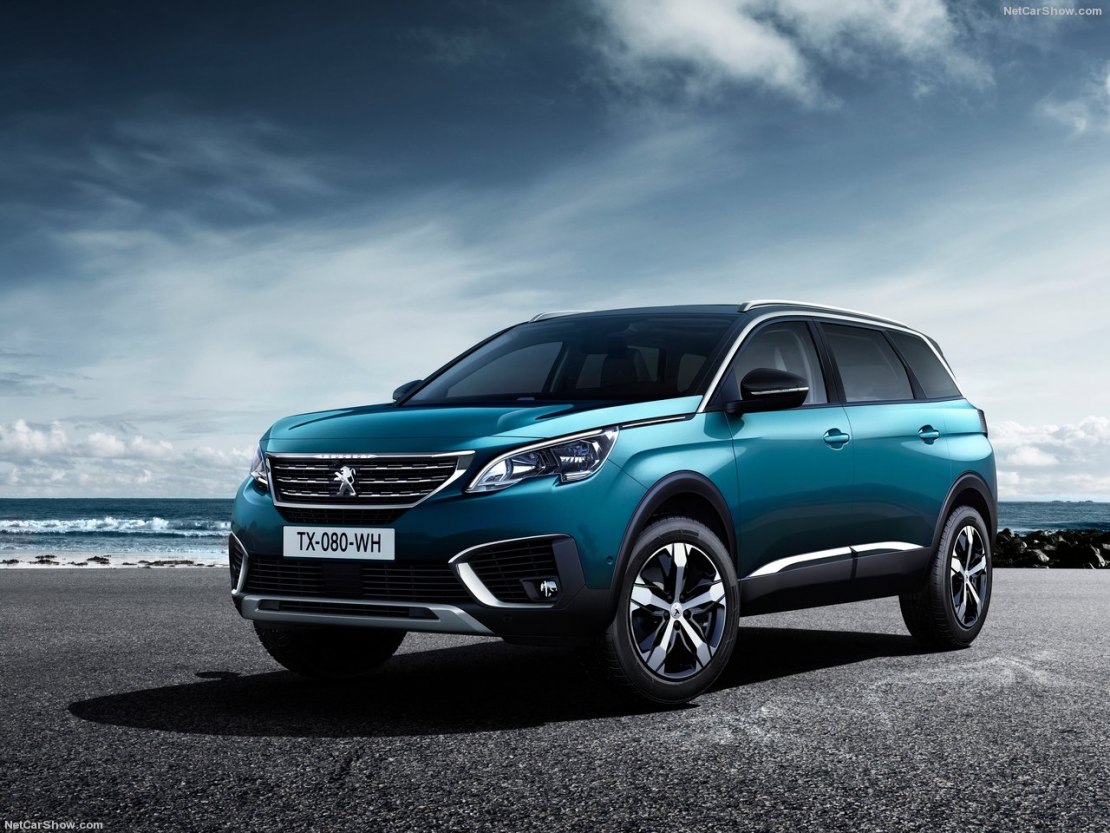 Peugeot 5008 2018 - комплектации, цены и фото