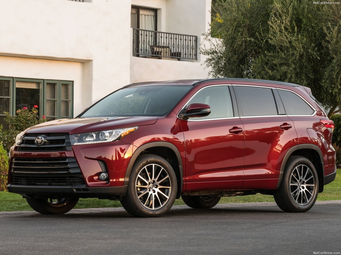 Toyota Highlander 2019: обновление популярного внедорожника