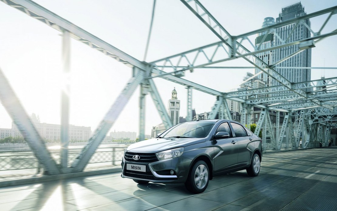 Lada Vesta 2020: выход новой версии российского бестселлера с современными комплектациями и практичными моторами от 600 тыс. рублей
