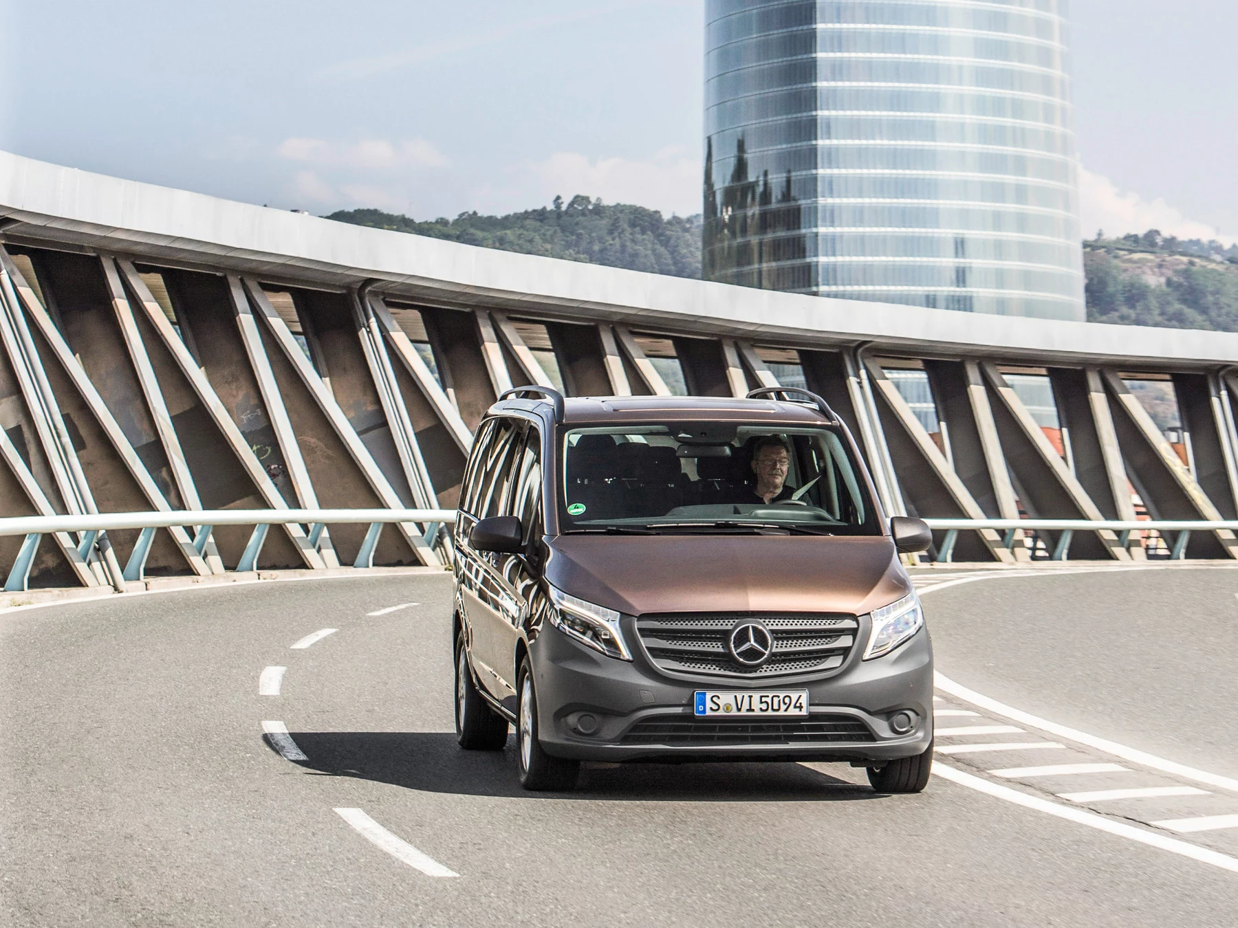 Мерседес вито 2019. Mercedes Benz Vito 2019. Мерседес Вито 2022. Мерседес Vito Tourer 2019. Мерседес Бенц Вито 2022.