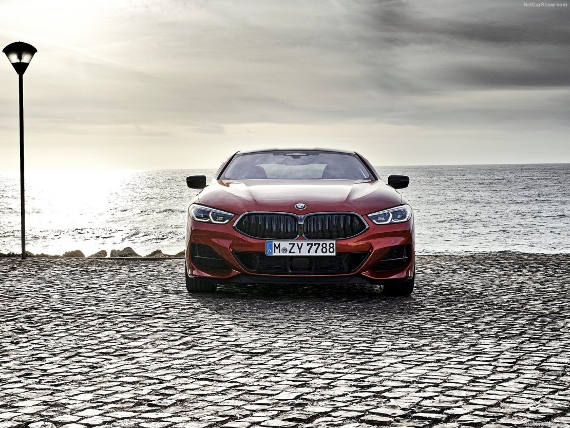 BMW 8-Series 2019 года: роскошное и стильное купе в новом кузове